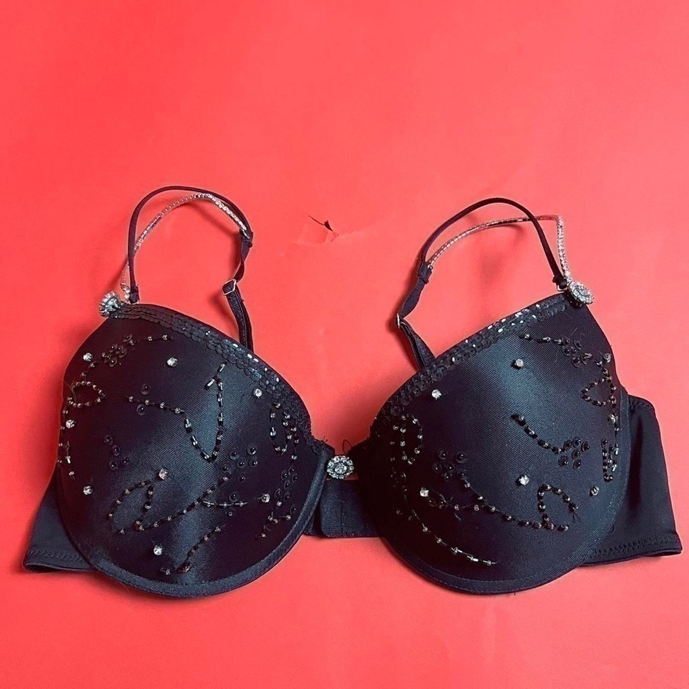 Black sparkly beaded bra 🖤🖤